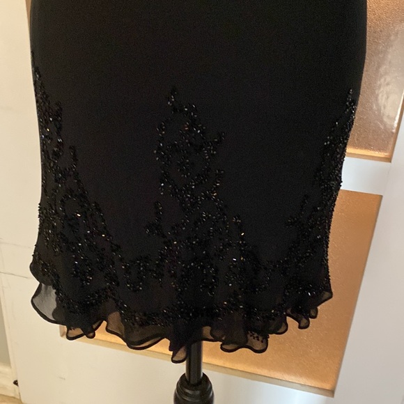 Jones NewYork Black Polyester Dress with 100% Black Silk Trim - Picture 5 of 6